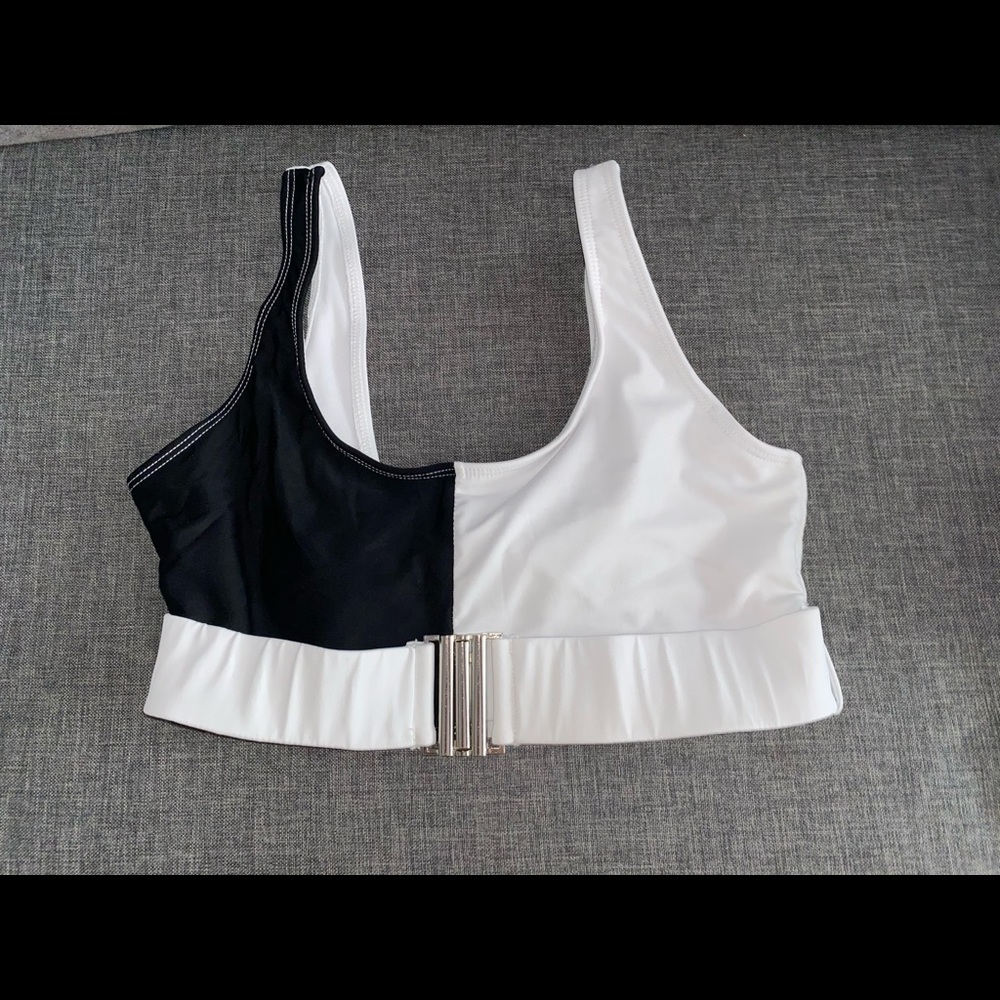 Buckle bikini top with high wasted bottoms